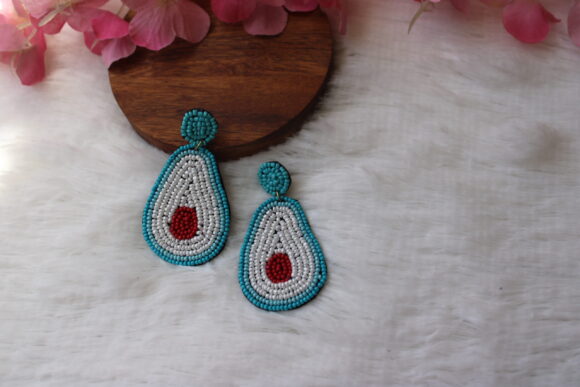 AVACADO EARRINGS
