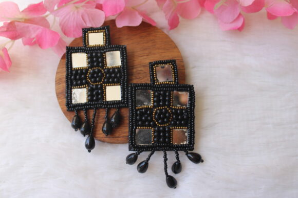 MAHAL EARRINGS