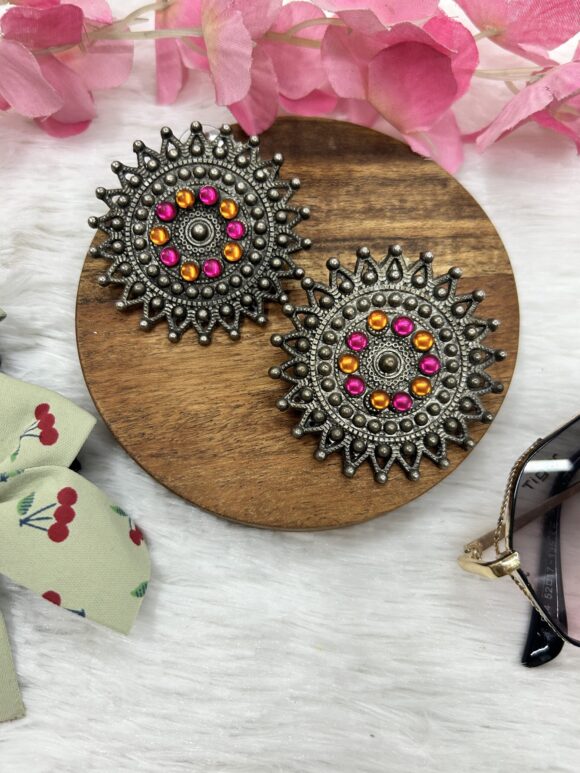 Oxidized Big Studs