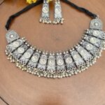 Ashna Necklace