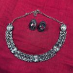 Monalisa Choker
