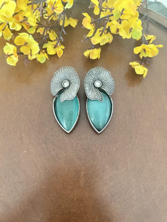 Monalisa Earrings